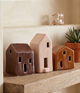 Trio de Casinhas Decorativas em Cerâmica Esmaltada