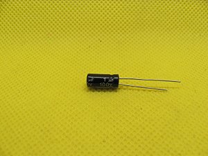 Capacitor Eletrolítico radial 1uF X 100V 105°C
