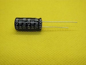 B41821A8337M0 330uF X 63V  10X20
