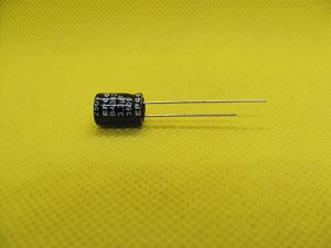 B43821F82335M0 3,3uF X 250V  8X11