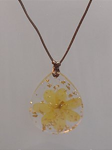 Colar Gota " Flor Amarela  "