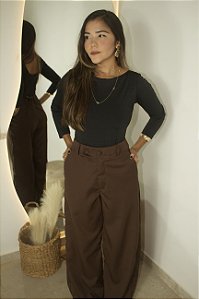 Calça pantalona Alfaiataria Feminina
