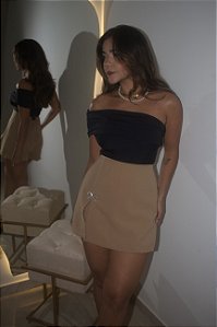 Short Saia Com Fenda