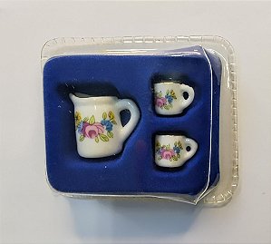 Kit de jarra e xícaras miniaturas casinha Revista DeAgostini