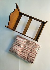 Cama miniatura casinha Revista DeAgostini