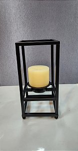 Lanterna em ferro na cor preto fosco pequena (velas não inclusa)