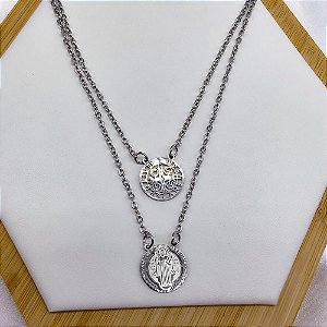 ESCAPULÁRIO DE AÇO INOX 60 CM SÃO BENTO COM DETALHES VAZADOS - PRATEADO