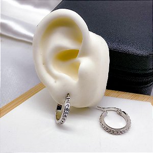BRINCO AÇO INOXIDÁVEL ARGOLA STRASS - PRATEADO