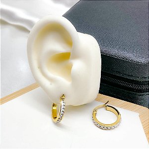 BRINCO AÇO INOXIDÁVEL ARGOLA STRASS - DOURADO