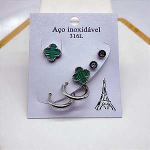 CARTELA TRIO BRINCOS AÇO INOXIDÁVEL TREVO VERDE - PRATEADO