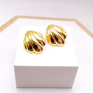 BRINCO  AÇO INOXIDÁVEL CONCHA MODA PRAIA - DOURADO
