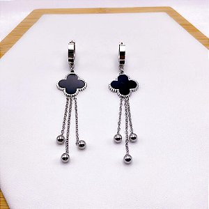 BRINCO ARGOLINHA CLICK AÇO INOXIDÁVEL PINGENTE CORRENTES E BOLINHAS TREVO PRETO - PRATEADO