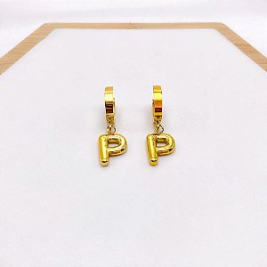 BRINCO ARGOLINHA CLICK AÇO INOXIDÁVEL LETRAS - DOURADO Modelo:P