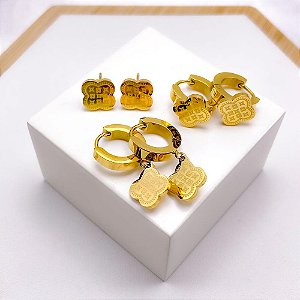 CARTELA TRIO DE BRINCOS AÇO INOXIDÁVEL  ARGOLINHA CLICK TREVO -DOURADO