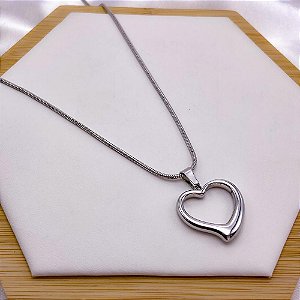 COLAR AÇO INOXIDÁVEL 45CM PINGENTE CORAÇÃO VAZADO - PRATEADO