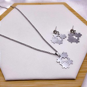 CONJUNTO COLAR  E BRINCO AÇO INOX  PINGENTE AUTISMO - PRATEADO