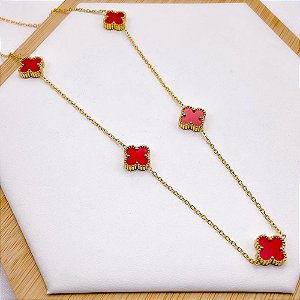 COLAR AÇO INOXIDÁVEL 45CM  TREVO VERMELHO - DOURADO