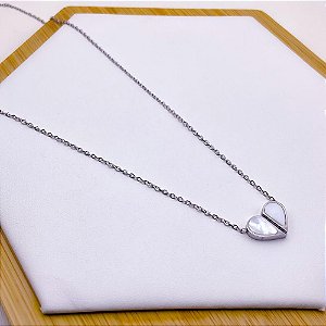 COLAR AÇO INOXIDÁVEL 45 CM PINGENTE CORAÇÃO PEROLADO - PRATEADO