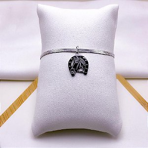 PULSEIRA  AÇO INOX FITA PINGENTE FERRADURA CAVALO - PRATEADA