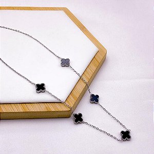 COLAR  AÇO INOXIDÁVEL 45CM TREVO PRETO - PRATEADO