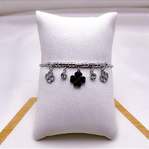 PULSEIRA AÇO INOXIDÁVEL TREVO PRETO - PRATEADA