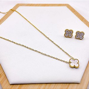 CONJUNTO COLAR  E BRINCO AÇO INOXIDÁVEL  TREVO PEROLADO - DOURADO