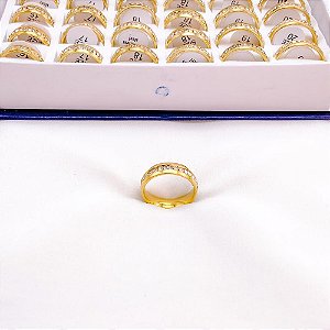 ALIANÇA  AÇO INOXIDÁVEL 6MM CRAVEJADA - DOURADA
