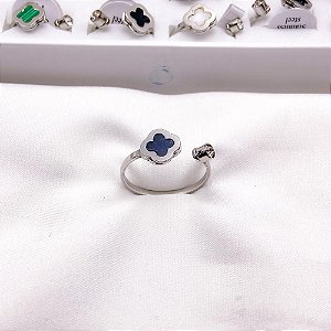 ANEL  AÇO INOXIDÁVEL TREVO PRETO - PRATEADO