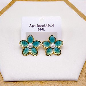 BRINCO AÇO INOX FLOR PEROLA RESINADO DOURADO - VERDE