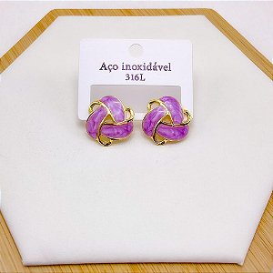 BRINCO AÇO INOX GEOMETRICO RESINADO DOURADO - LILÁS
