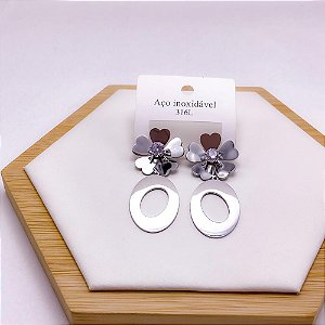 BRINCO AÇO INOX  FLOR COM PEDRA CRISTAL - PRATEADO
