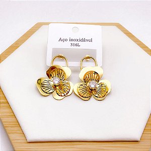 BRINCO AÇO INOX  FLOR COM PEDRA CRISTAL - DOURADO