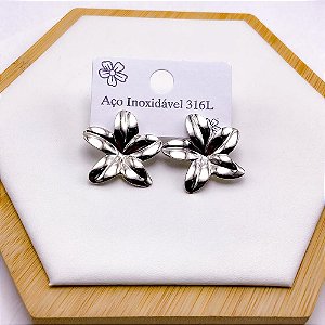 BRINCO AÇO INOX  FLOR - PRATEADO