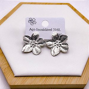 BRINCO AÇO INOX  FLOR - PRATEADO