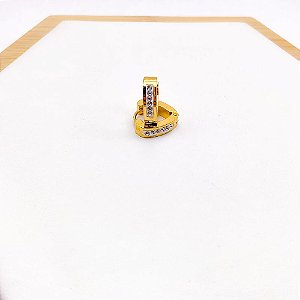 BRINCO AÇO INOX ARGOLINHA CLICK  CORAÇÃO CRAVEJADO STRASS - DOURADO