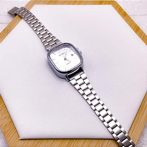 RELÓGIO VINTAGE AÇO INOXIDAVEL FEMININO FUNDO BRANCO - PRATEADO