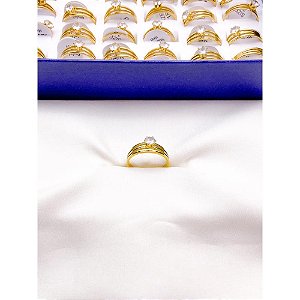 ANEL  AÇO INOXIDÁVEL 3 FIOS PEDRA CRISTAL - DOURADO