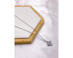 COLAR AÇO INOX 45CM PINGENTE TREVO - PRATEADO