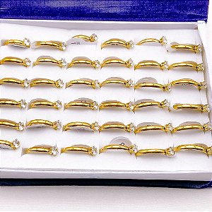 CAIXA ANEL AÇO INOXIDÁVEL SOLITARIO 4MM PEDRA CRISTAL - DOURADO (36 UNIDADES)