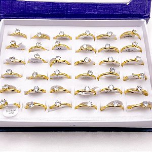 CAIXA ANEL AÇO INOXIDÁVEL SOLITARIO 2MM PEDRA CRISTAL - DOURADO (36 UNIDADES)