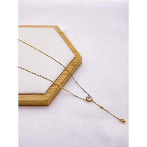 COLAR AÇO INOXIDÁVEL  ESTILO GRAVATINHA 45CM CORAÇÃO CRISTAL - DOURADO