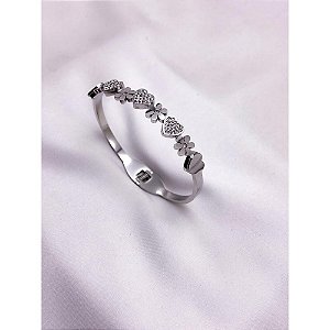 BRACELETE AÇO INOXIDÁVEL CRAVEJADO  CORAÇÕES - PRATEADO