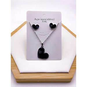 CONJUNTO COLAR  E BRINCO AÇO INOXIDÁVEL  CORAÇÃO PRETO - PRATEADO
