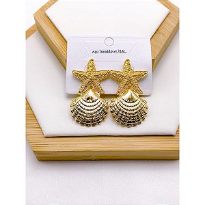 BRINCO AÇO INOXIDÁVEL  ESTRELA DO MAR E CONCHA - DOURADO