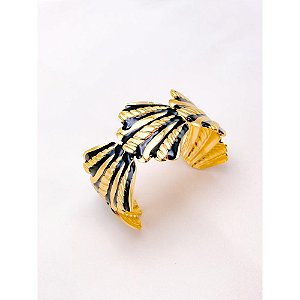 BRACELETE AÇO INOXIDÁVEL CONCHAS RESINADO PRETO - DOURADO