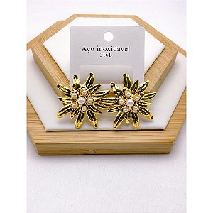 BRINCO AÇO INOXIDÁVEL FLOR COM PEROLAS - DOURADO