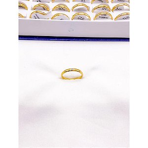 ALIANCA ACO INOXIDAVEL LISA COM PEDRA ZIRCONIA DOURADA 3MM - UNIDADE
