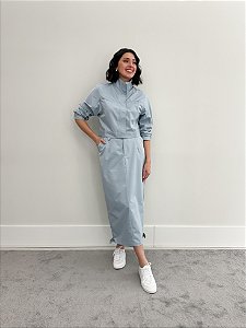CONJUNTO MARIA ALICE - CAMISA CROPPED E SAIA MIDI