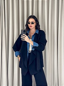 Conjunto Casaco Assimétrico e Calça Pantalona