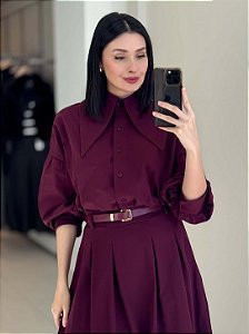 Camisa Oversized Feminina Gola Alongada